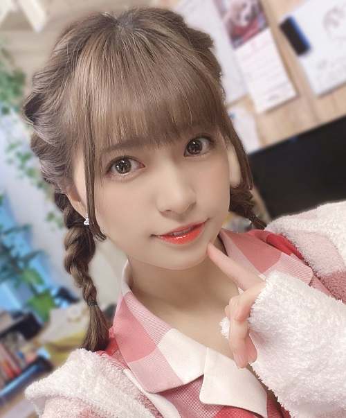 根尾朱里(根尾明里)个人资料照片